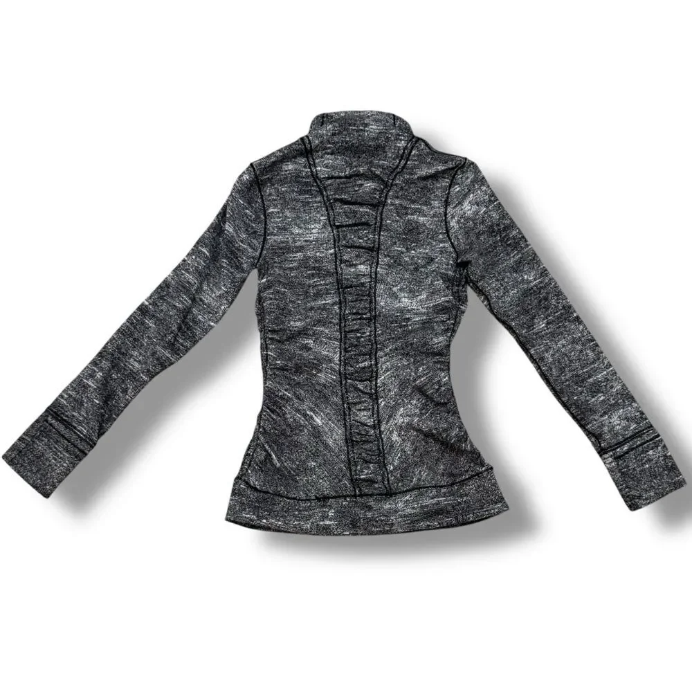 Lululemon Cypress Kiss 1/2 Zip Pullover Black/White, Size 4, Athleisure Yoga Top
